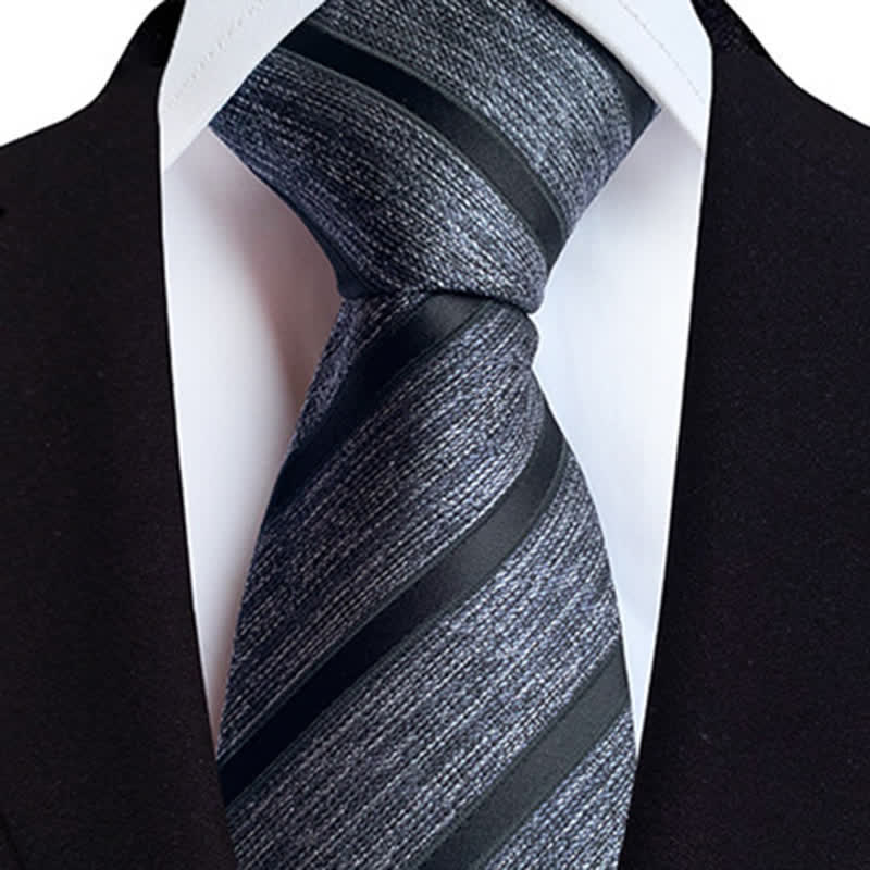 Men's Classic Thin Striped Necktie - Image 10