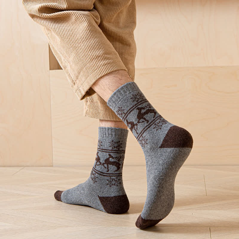 5 Pairs of Snowflake Elk Print Cotton Crew Socks - Image 9