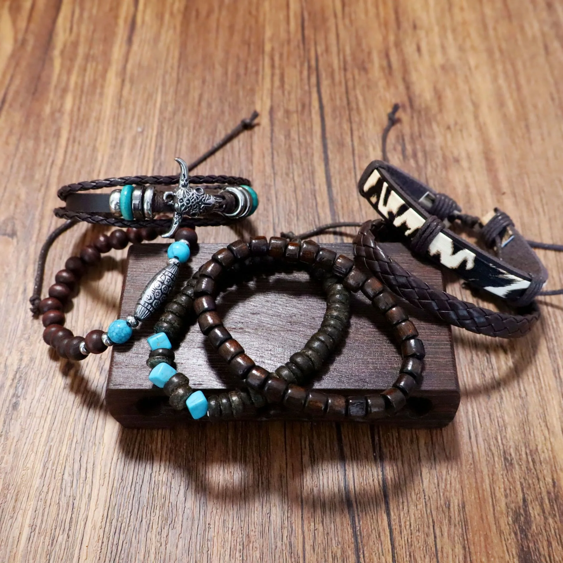 6pcs Western Retro Skull Bullhead Turquoise Leather Beaded Bracelet - Image 3