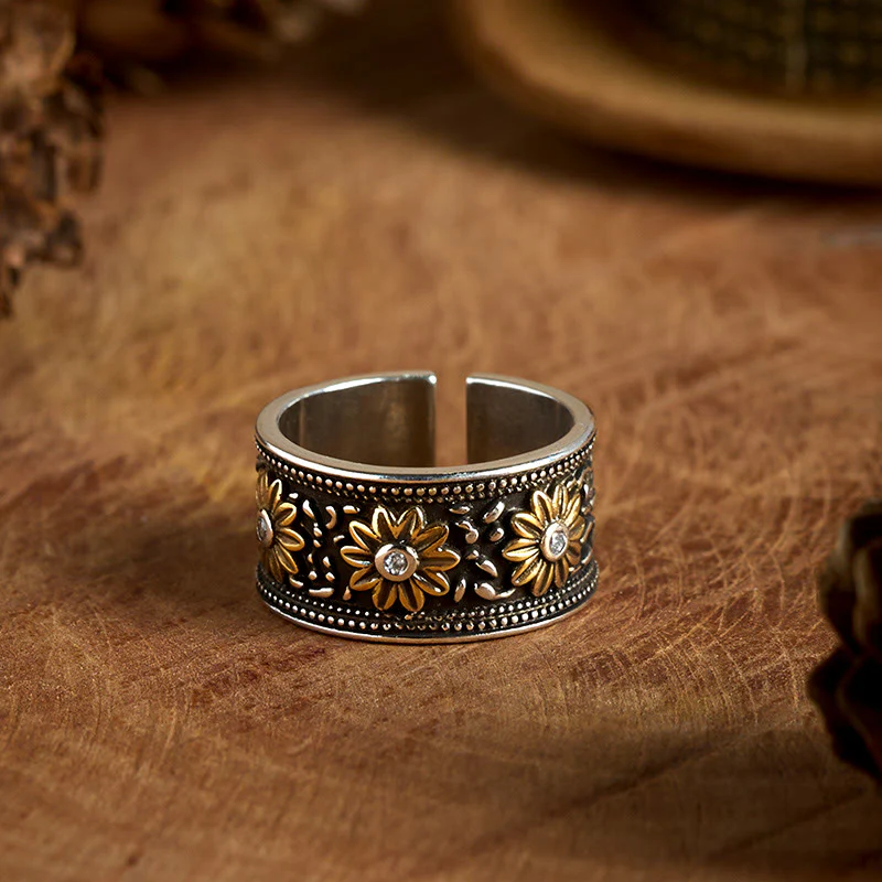 Adjustable Retro Silver Dyed Black Flower Ring