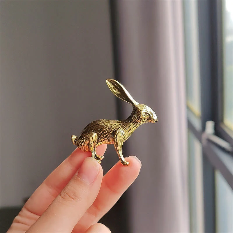 Baroque Angel Rabbit Brooch Gold Shirt Accessories - Image 4