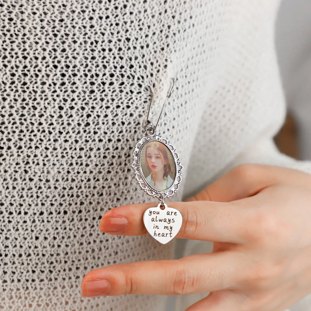 Custom Your Photos Brooch With Warm Taxt Wedding Gift - Image 3