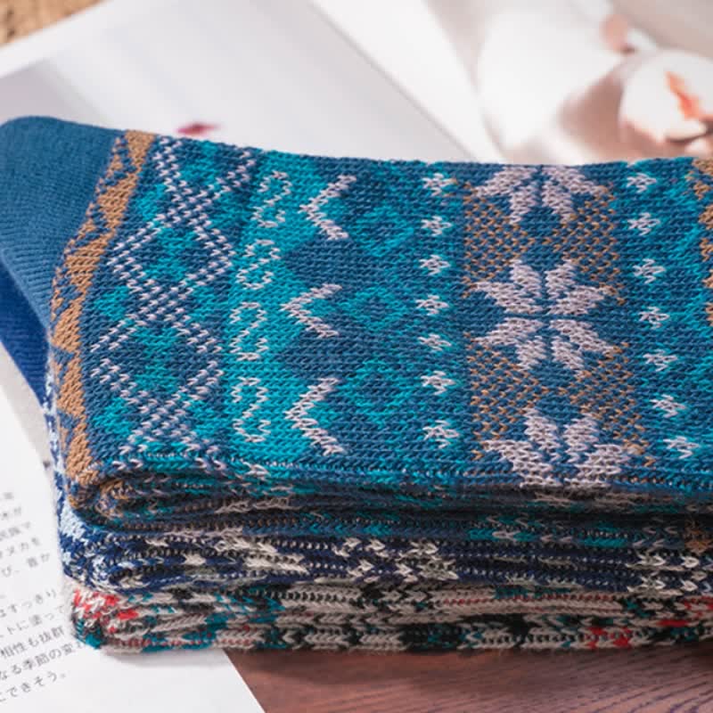 Dazzeling Retro Native Style Cotton Crew Socks - Image 11