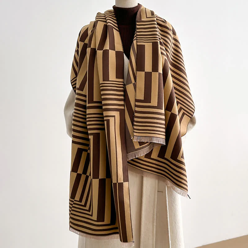Dazzling Geometric Optical-Art Striped Pattern Scarf - Image 3