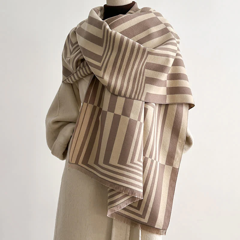 Dazzling Geometric Optical-Art Striped Pattern Scarf - Image 6