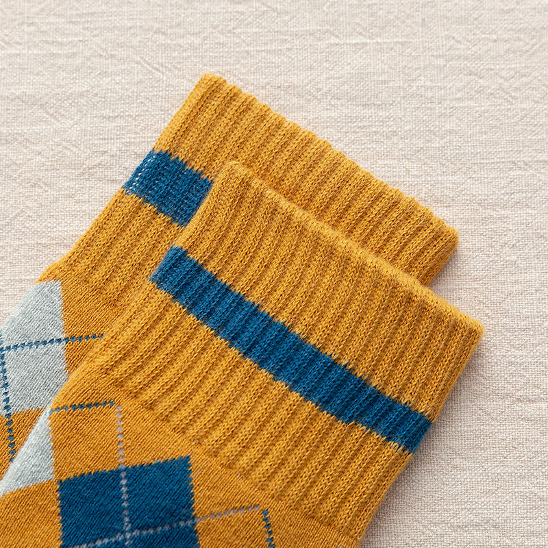 Diamond Checked British Style Cotton Crew Socks - Image 17