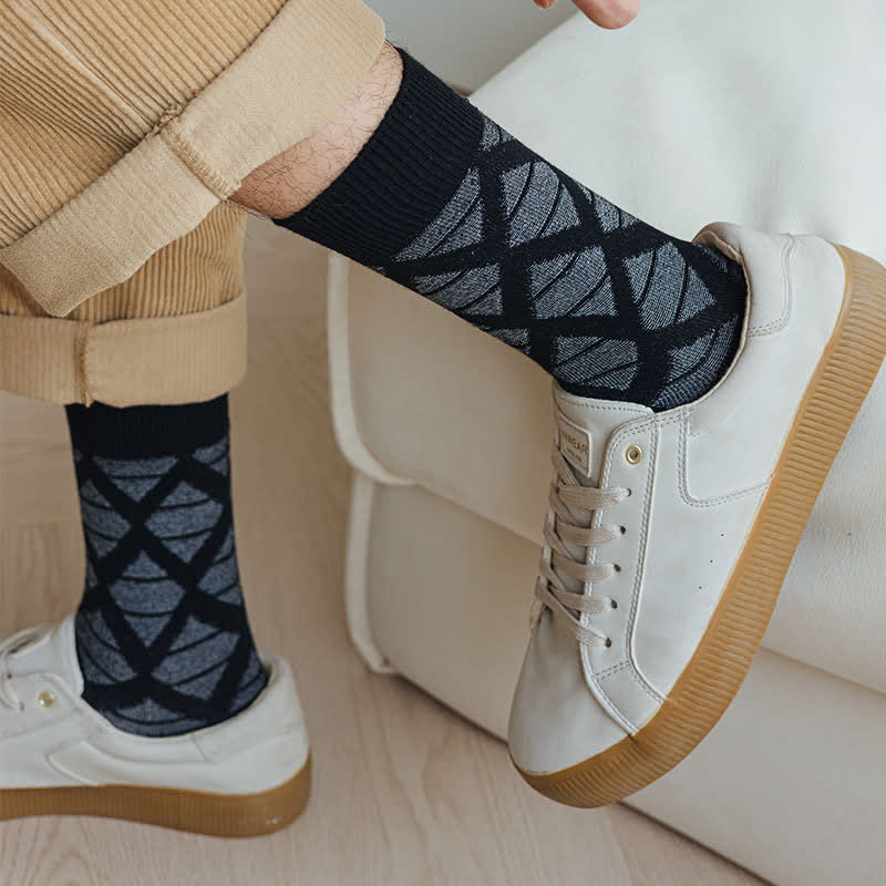 Diamond Pattern Fashion Plaid Knitting Cotton Crew Socks - Image 5