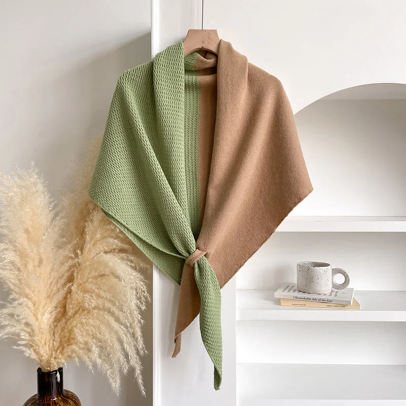 Elegant Women's Winter Double Colors Triangular Shawl Scarf - Image 4