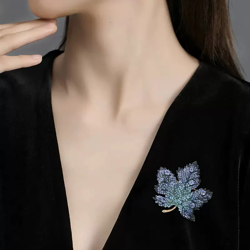 Exquisite Maple Leaf Shaped Crystal Brooch Accessory - Image 2