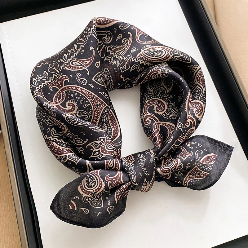 Exquisite Silk Skin-Friendly Cashew Print Square Scarf - Image 4