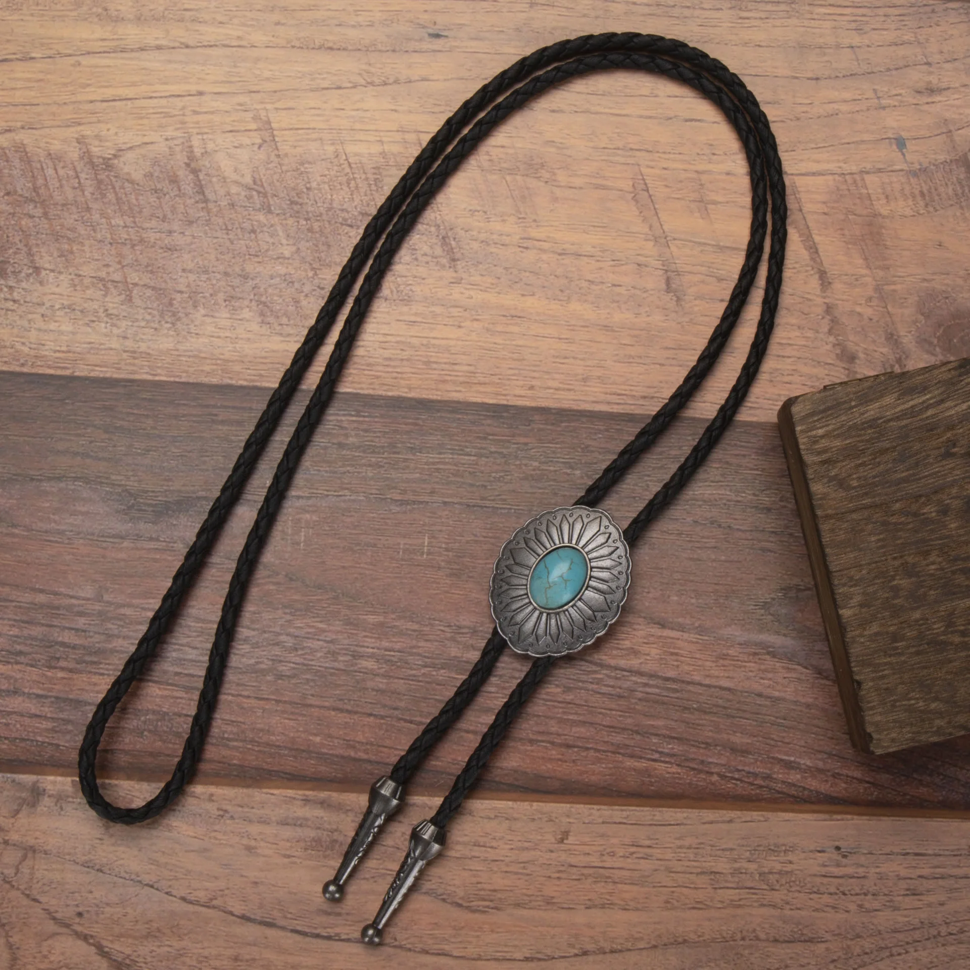 Exquisite Silver Oval Plate Turquoise Pendant Bolo Tie - Image 5