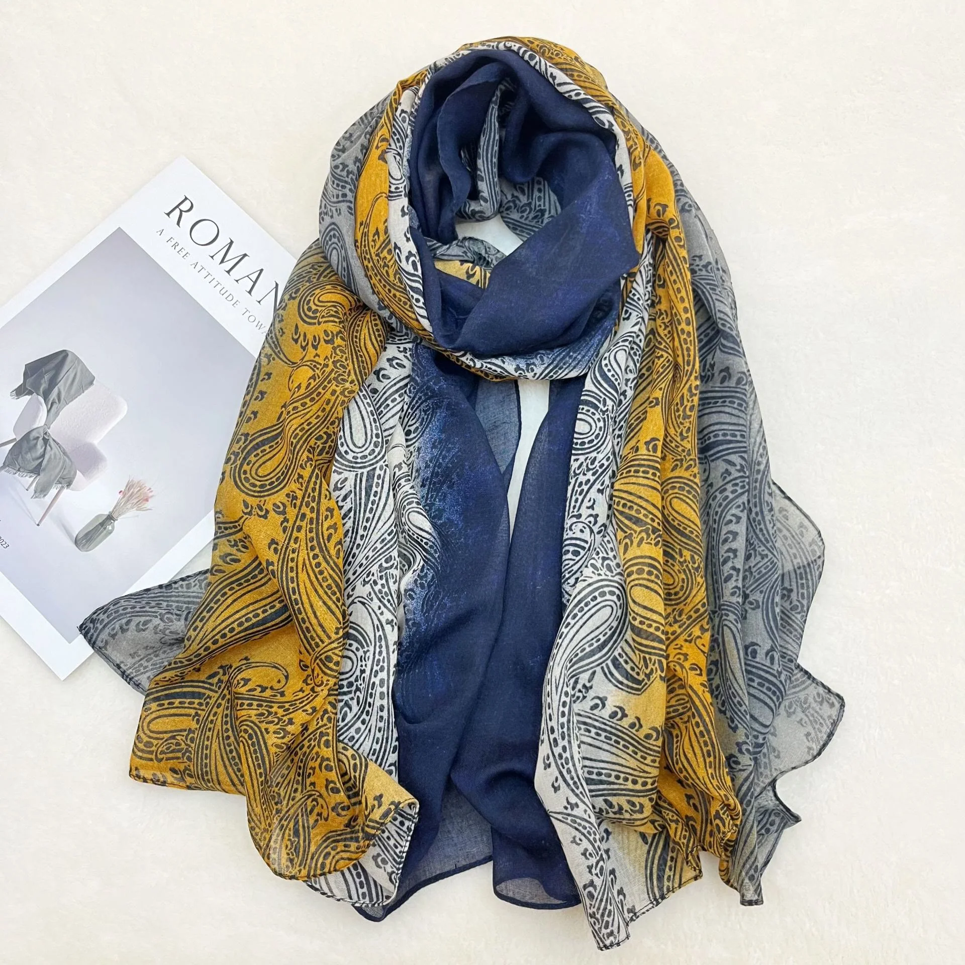 Fashion Sunscreen Color Blocked Women's Shawl Scarf