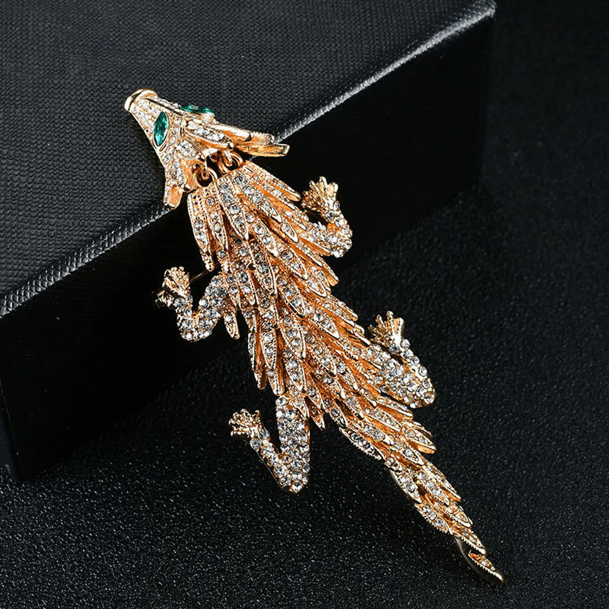 Fashionable And Movable Diamond Studded Pangolin Articulated Brooch