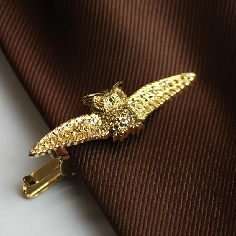 Gold Flying Owl Tie Bar For Men's Wear - Image 2