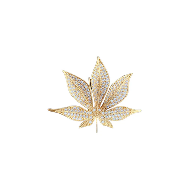 Golden Fashion Zircon Maple Leaf Metal Brooch - Image 4