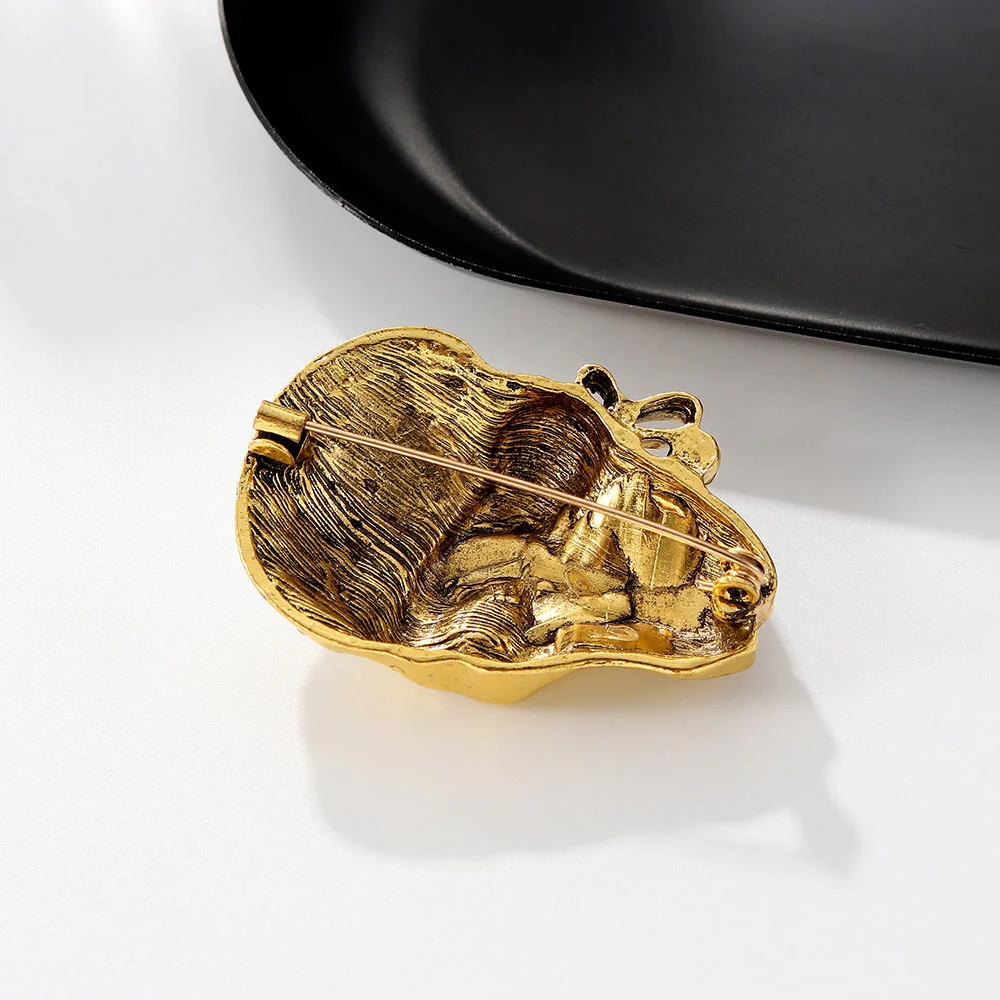 Halloween Funny Diamond Pirate Skull Brooch Accessory - Image 4