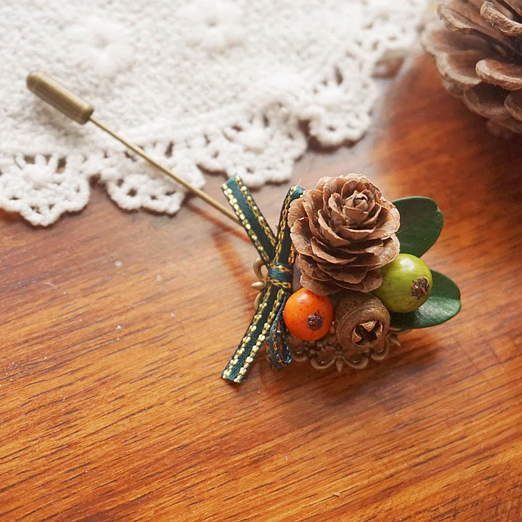 Handmade Creative Berry & Pinecone Strap Brooch - Image 3