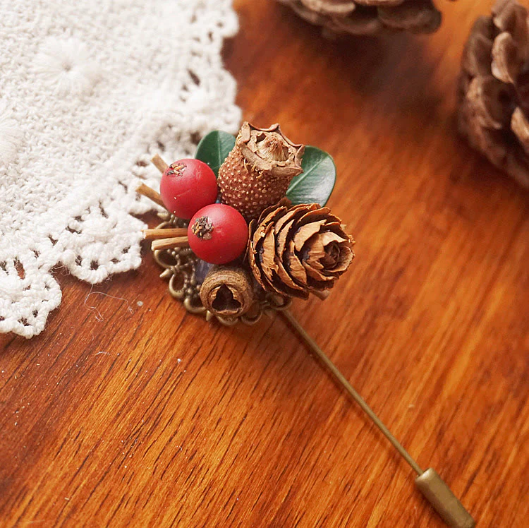 Handmade Creative Pinecone & Berry Brooch - Image 3