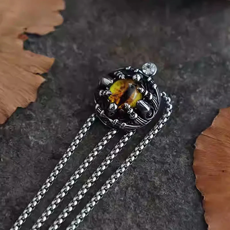 Handmade Retro Demon Eye Claws Steel Chain Bolo Tie - Image 6