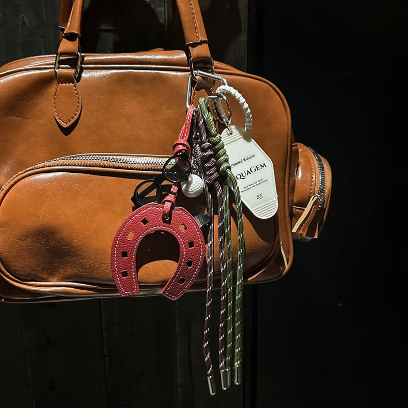 Hangings Simple Horseshoe Pendant Leather Keychain - Image 4
