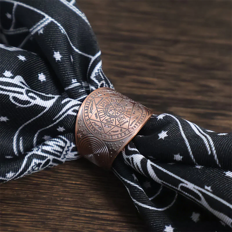 Hexagram Star Buckle Black And White Stars Patterned Pocket Square - Image 2