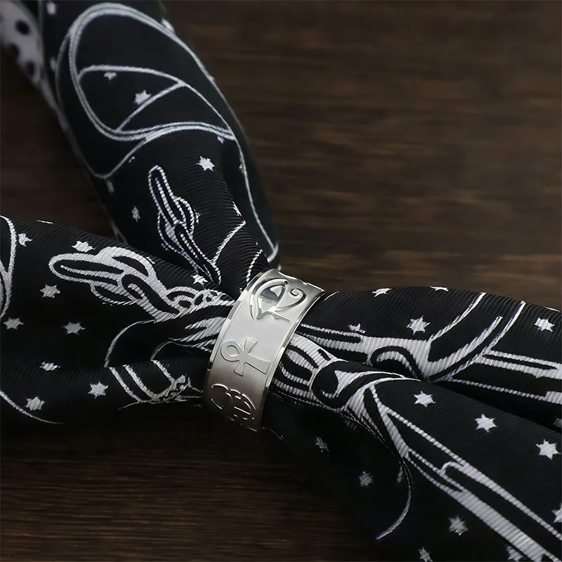 Hexagram Star Buckle Black And White Stars Patterned Pocket Square - Image 9