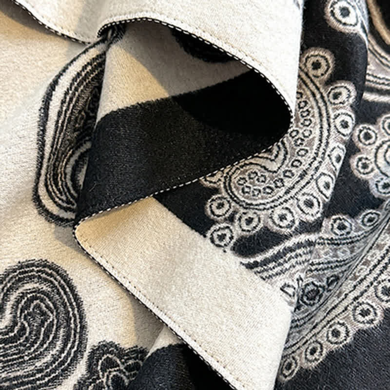 Intricate Paisley Pattern Double Sided Warm Scarf - Image 6