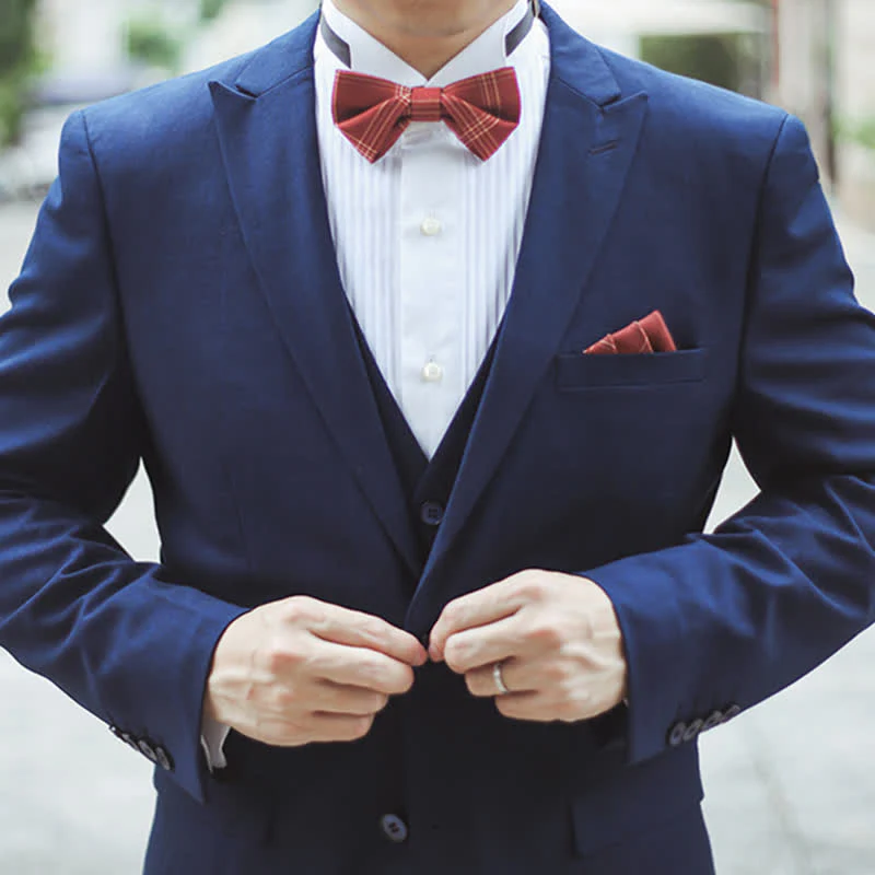 Men's British Style Classic Plaid Bow Tie - Image 2