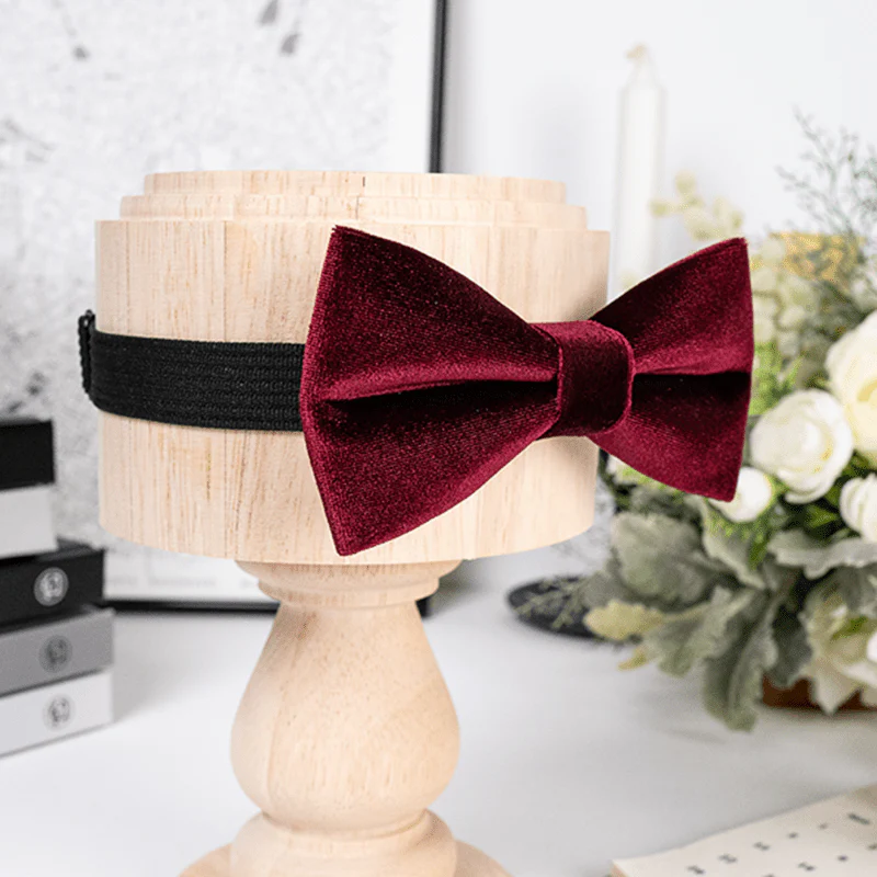 Men's Burgundy Solid Color Velvet Bow Tie - Image 4