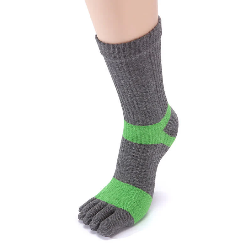 Men's Color Matching Five Fingers Crew Socks - Image 12