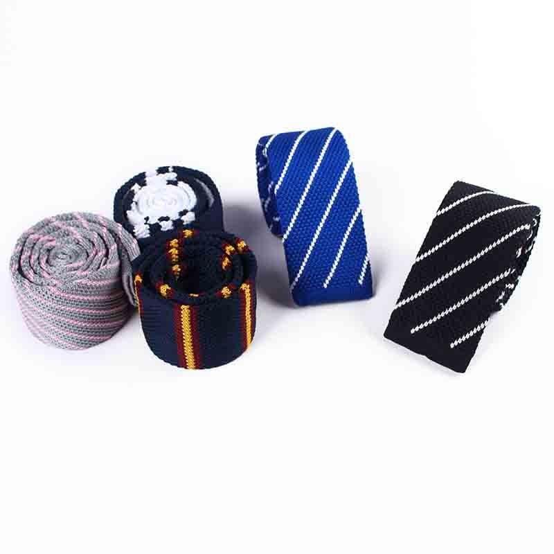 Men's Diagonal Striped Knitted Necktie - Image 2