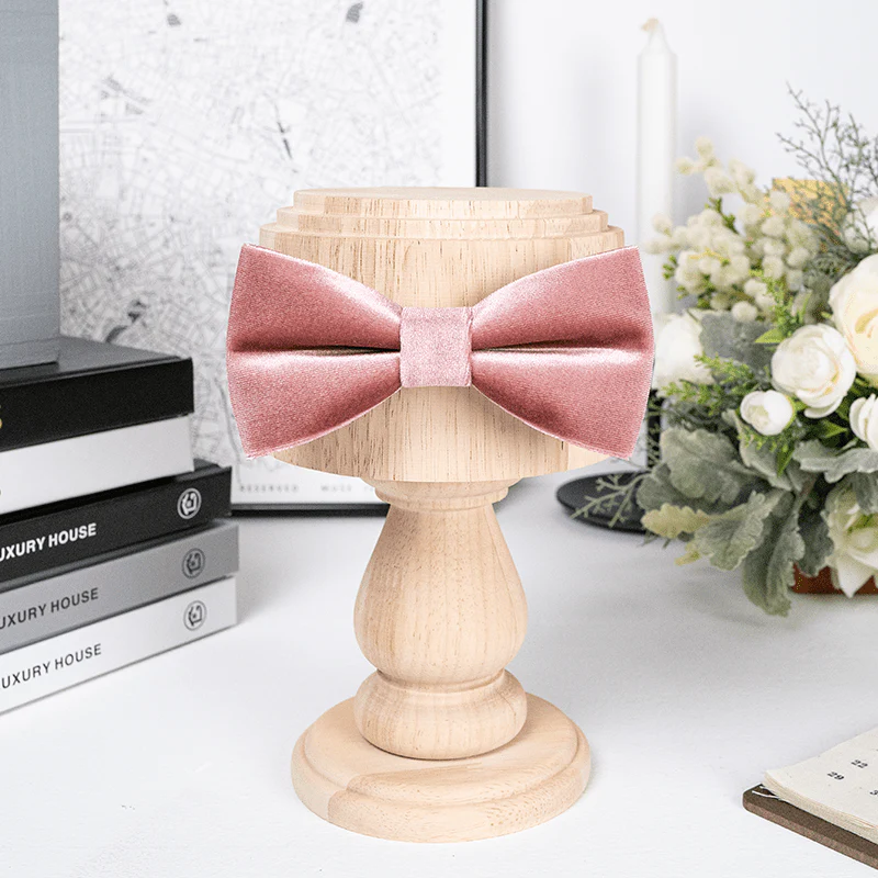 Men's Dusty Pink Solid Color Velvet Bow Tie - Image 3