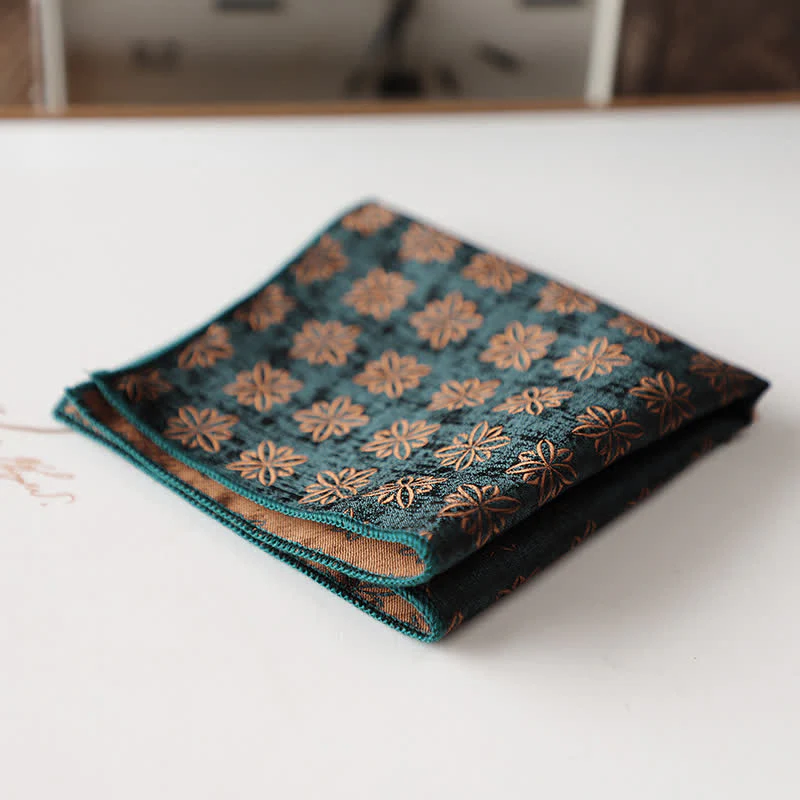 Men's Elagant Retro Flower Pattern Pocket Square - Image 3