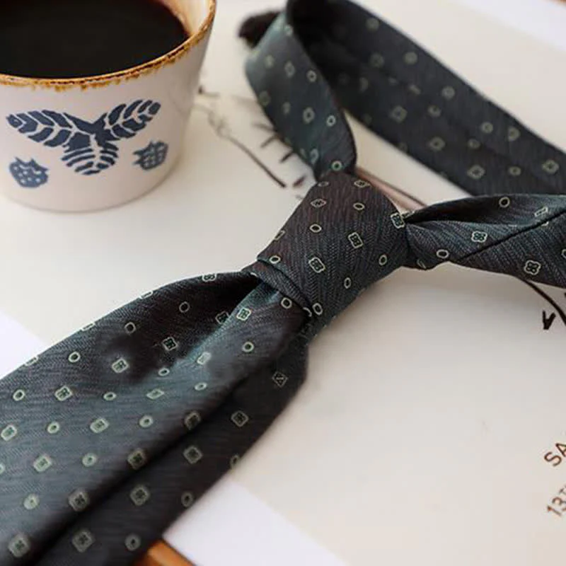Men's Classic Elegant Floral Necktie - Image 11