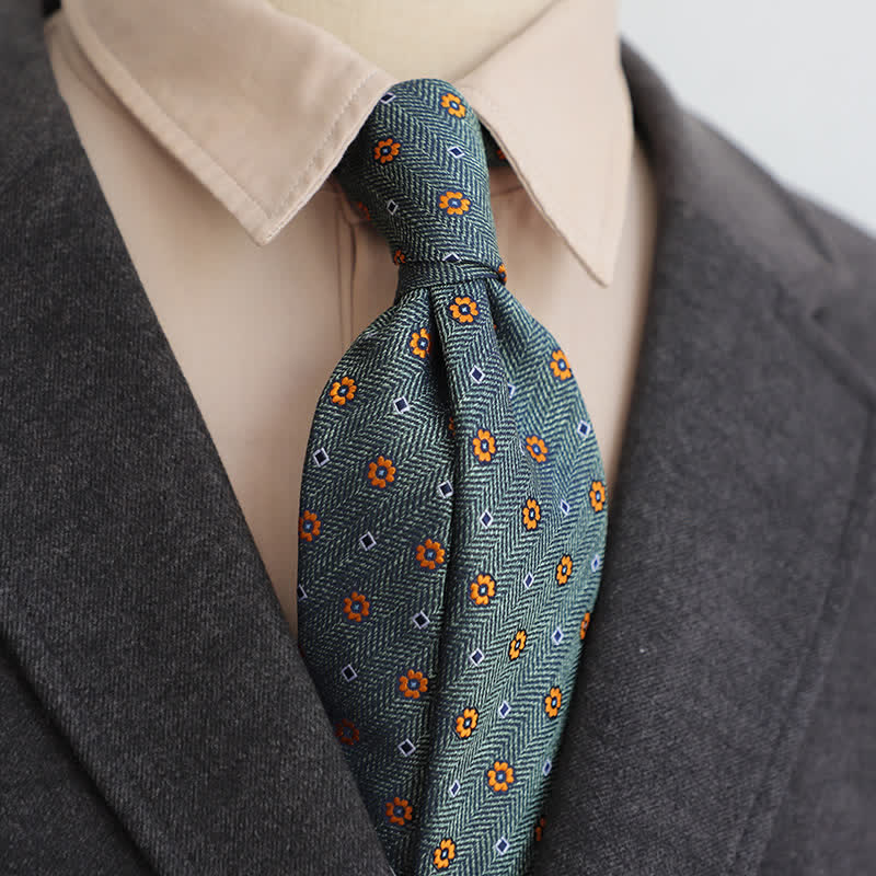 Men's Classic Elegant Floral Necktie - Image 4