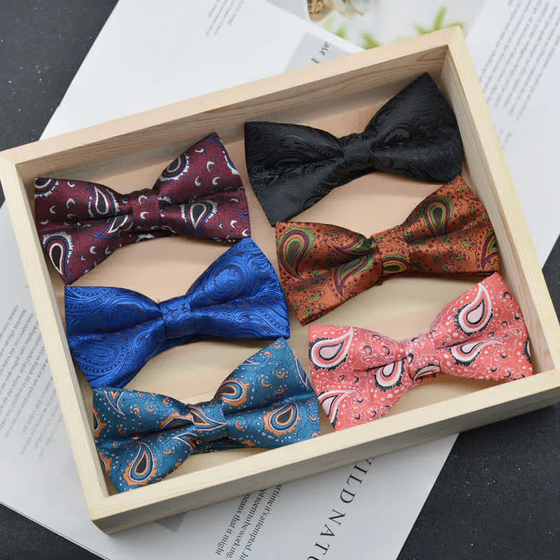 Men's Elegant Paisley Vintage Art Pattern Bow Tie - Image 4