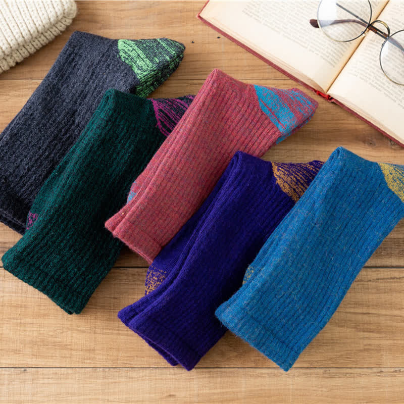 Men's Fancy Abstract Pattern Warm Crew Socks - Image 7