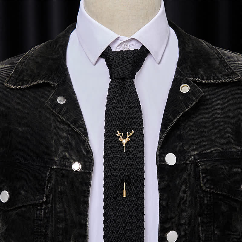 Men's Festival Knitted Necktie With Deer Brooch Pin