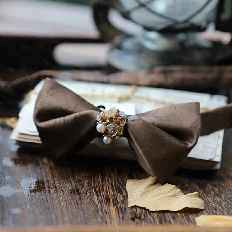 Men's Flowers Pearl Satin Bow Tie - Image 6