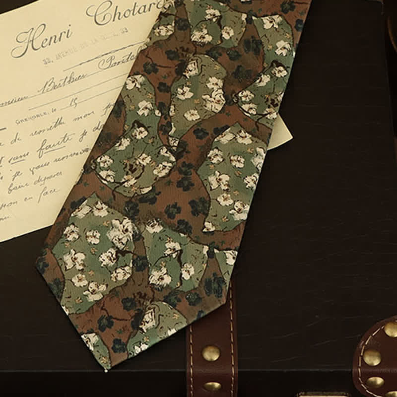 Men's Forest Green Little White Flowers Necktie - Image 3