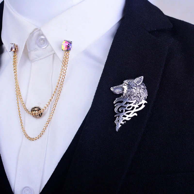 Men's Glamorous Hollow Wolf Head Brooch - Image 6