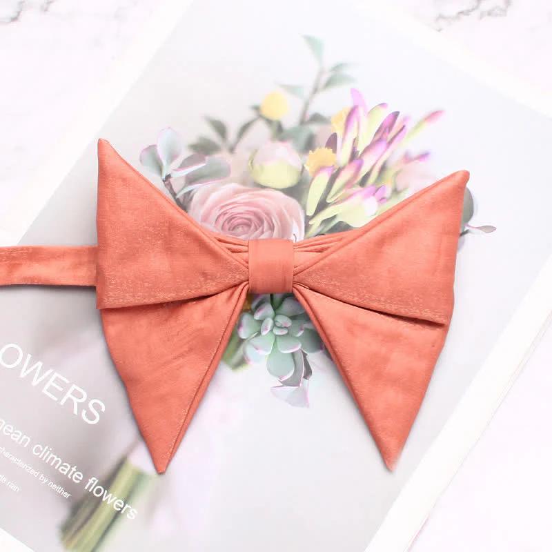 Men's Glossing Folded Design Oversized Pointed Bow Tie - Image 3