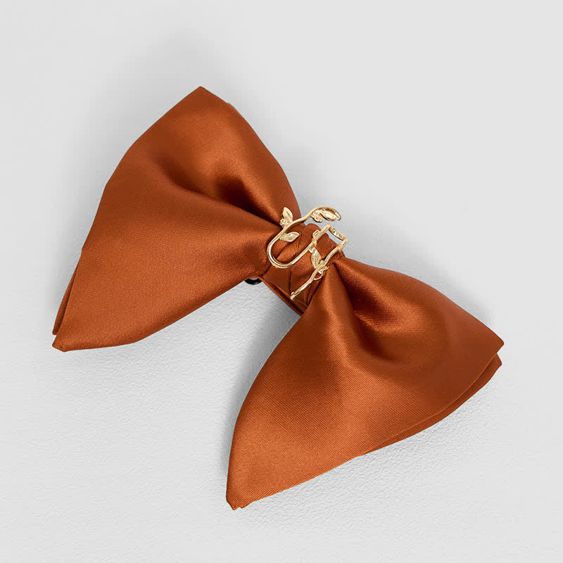 Men's Gold Vine Leaf Oversized Pointed Bow Tie Pocket Square - Image 3