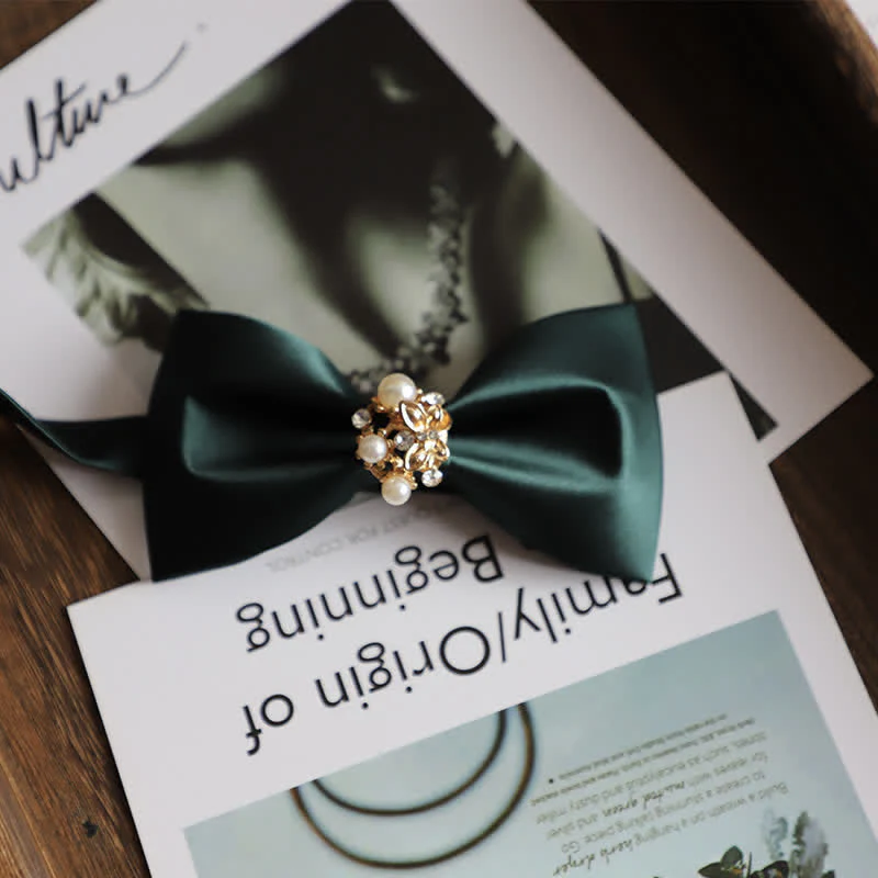 Men's Golden Flowers Imitation Pearl Bow Tie - Image 2