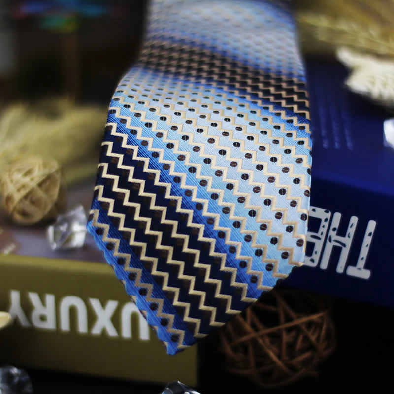 Men's Gradient Blue & Black Dots Zig-Zag Striped Necktie - Image 3