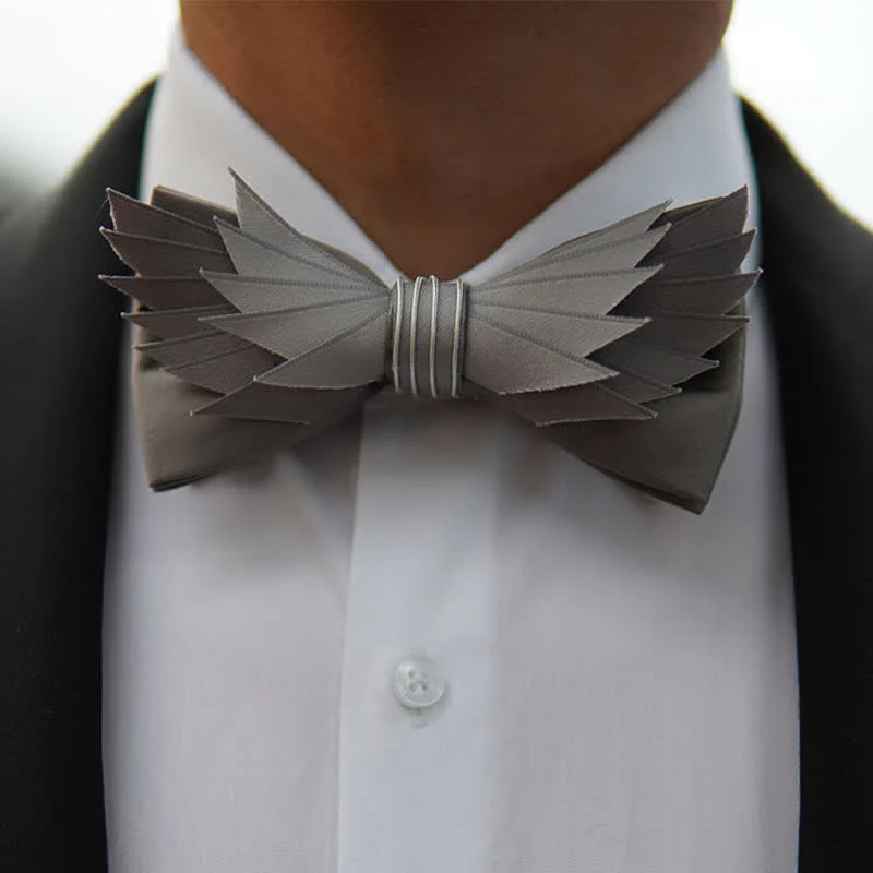 Men's Lifelike Silver & Gray Wings Shape Bow Tie - Image 2