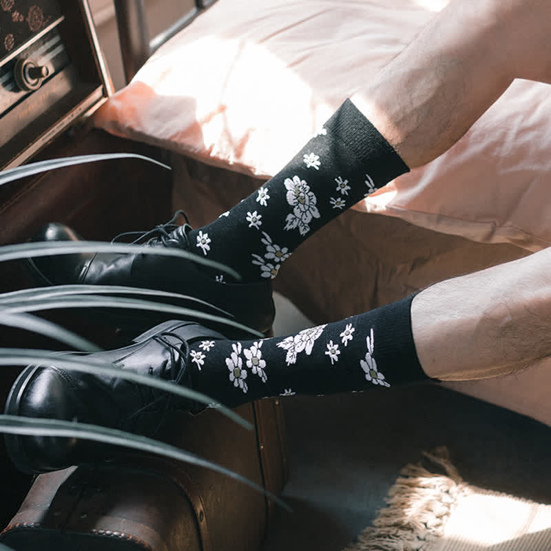 Men's Little White Daisy Black Crew Socks - Image 6