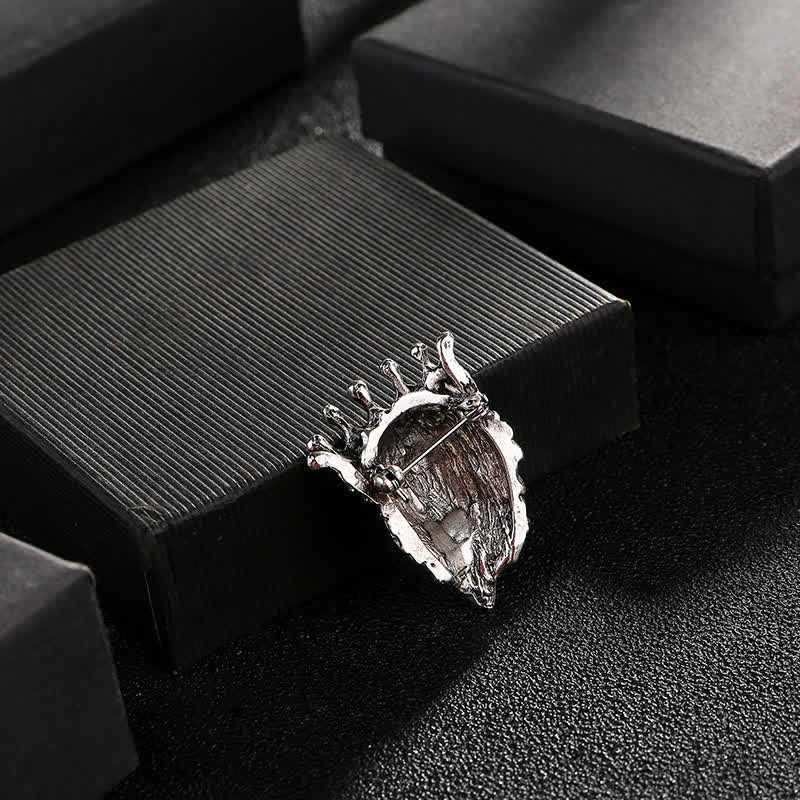 Men's Lordly King Lion Brooch - Image 7