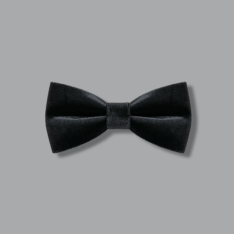Men's Obsidian Black Solid Color Velvet Bow Tie - Image 2