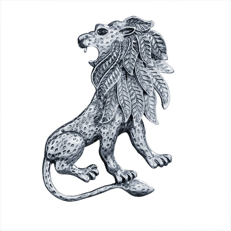 Men's Antique Retro Lion Brooch - Image 3